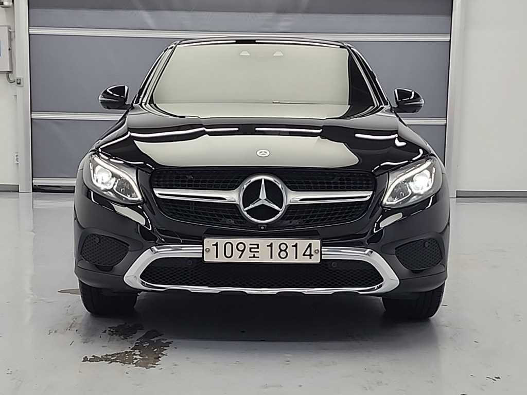 Mercedes Benz GLC Class - Vista 2