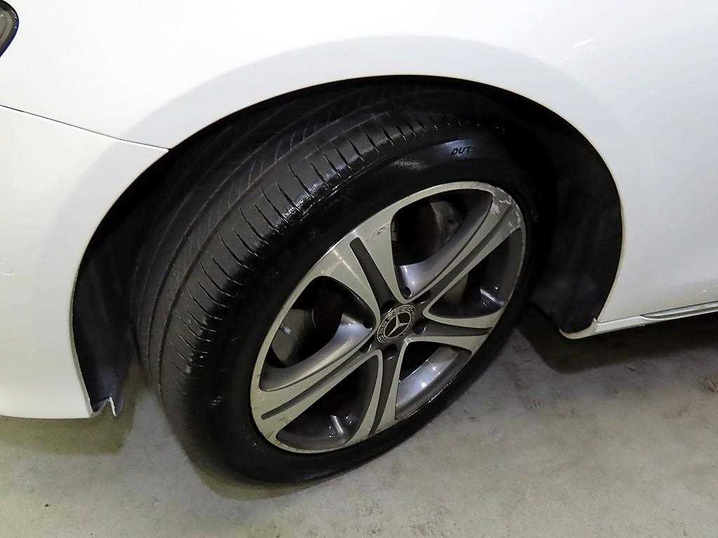 Mercedes Benz E class 2019 Blanco - Importación desde Corea - HF Imports Iquique - Foto 20