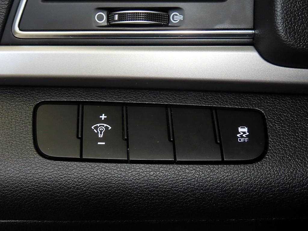 HYUNDAI Avante 2018 - Importación desde Corea - HF Imports Iquique - Foto 14