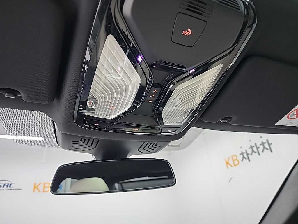 BMW 5 Series 2021 Negro - Importación desde Corea - HF Imports Iquique - Foto 17