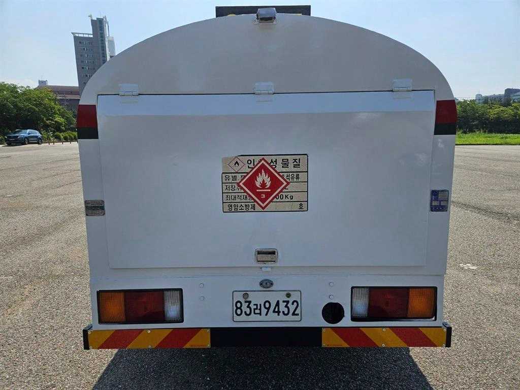 medium and large cargo Rory - Vista 5