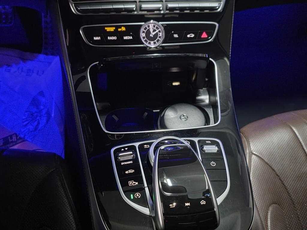 Mercedes Benz CLS Class 2019 Negro - Importación desde Corea - HF Imports Iquique - Foto 20