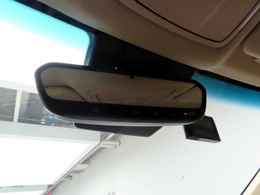 Genesis G80 2019 Plateado - Importación desde Corea - HF Imports Iquique - Foto 15