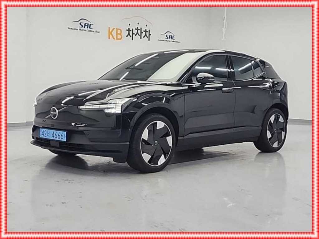 Volvo EX30 2025 Negro - Importación desde Corea - HF Imports Iquique - Foto 1