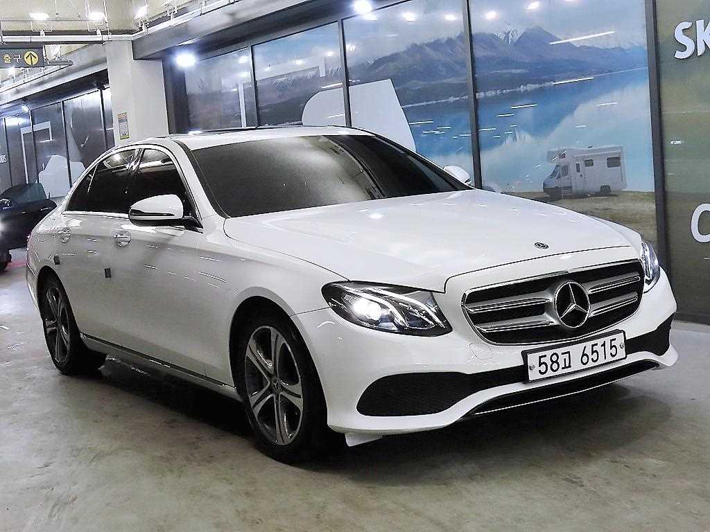 Mercedes Benz E class 2019 Blanco - Importación desde Corea - HF Imports Iquique - Foto 1