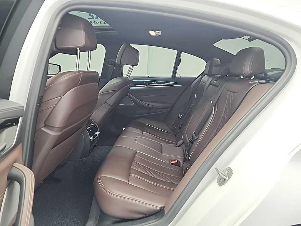 BMW 5 Series - Vista 12