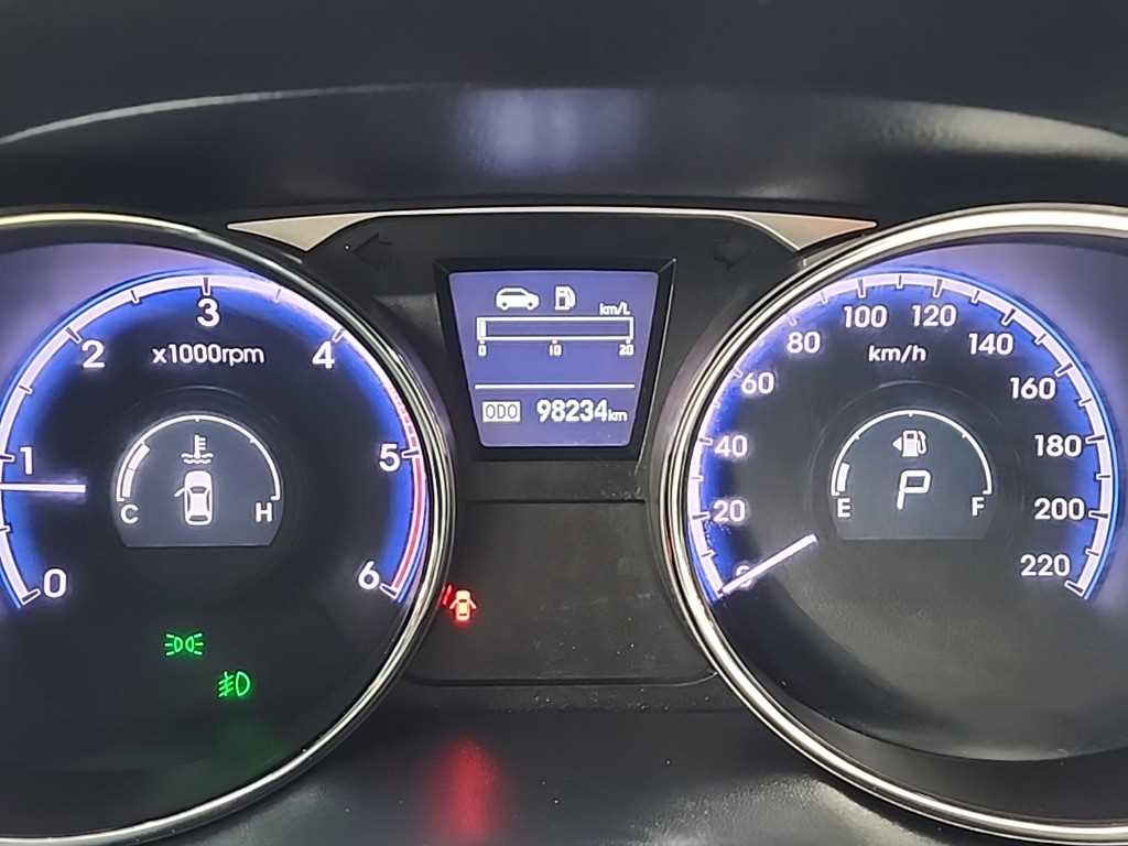 HYUNDAI Tucson - Vista 6