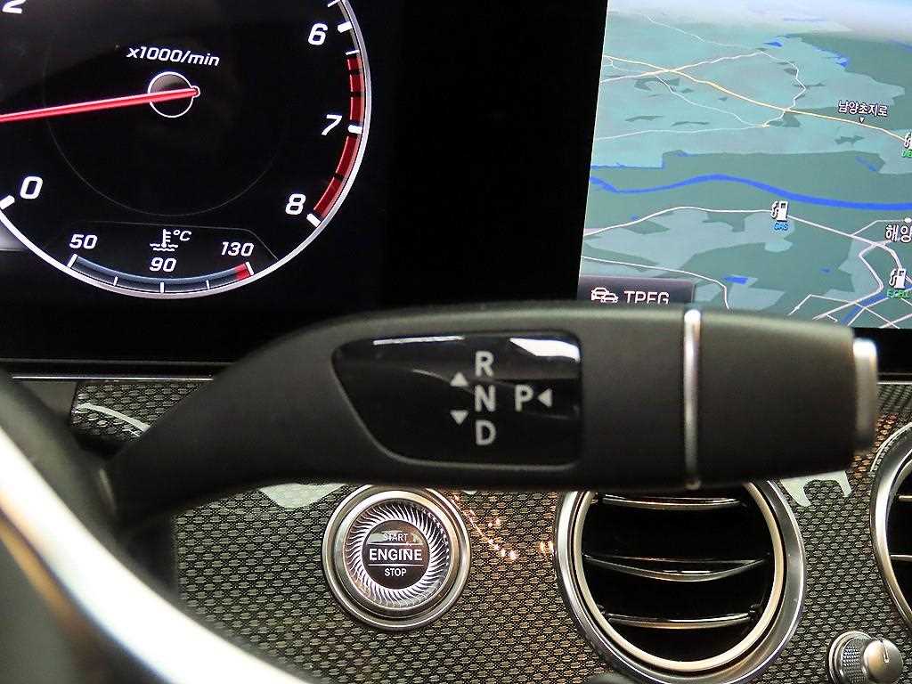 Mercedes Benz E class - Vista 10