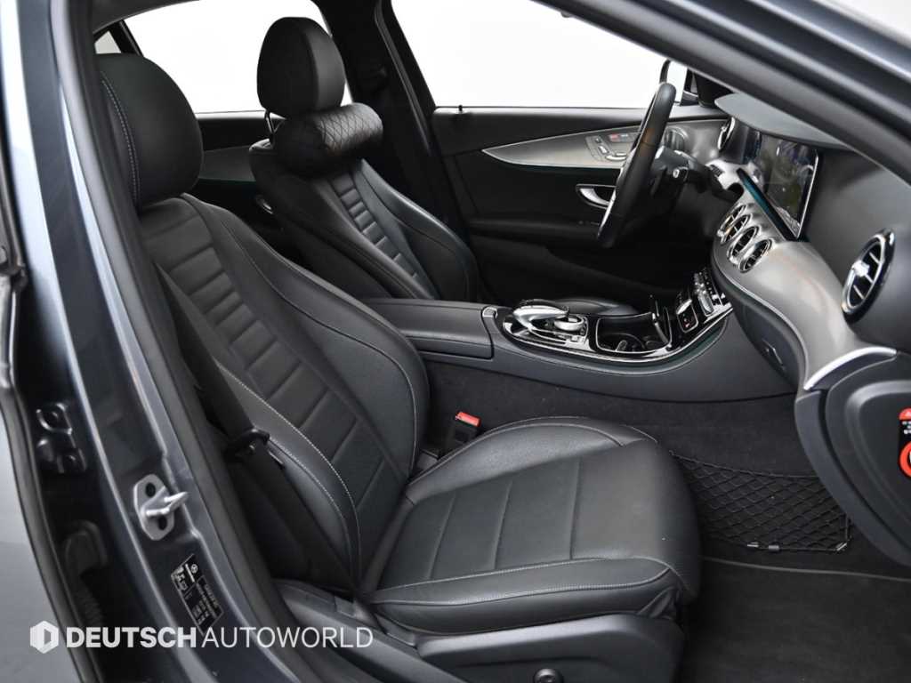 Mercedes Benz E class - Vista 10