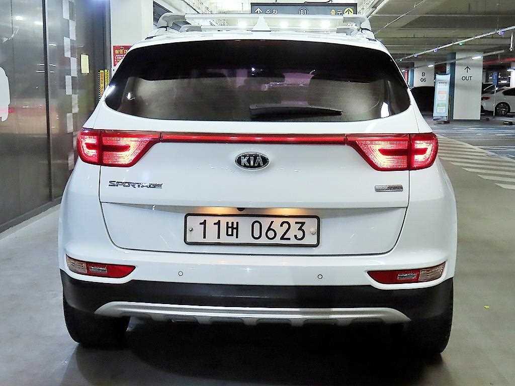 KIA Sportage - Vista 5
