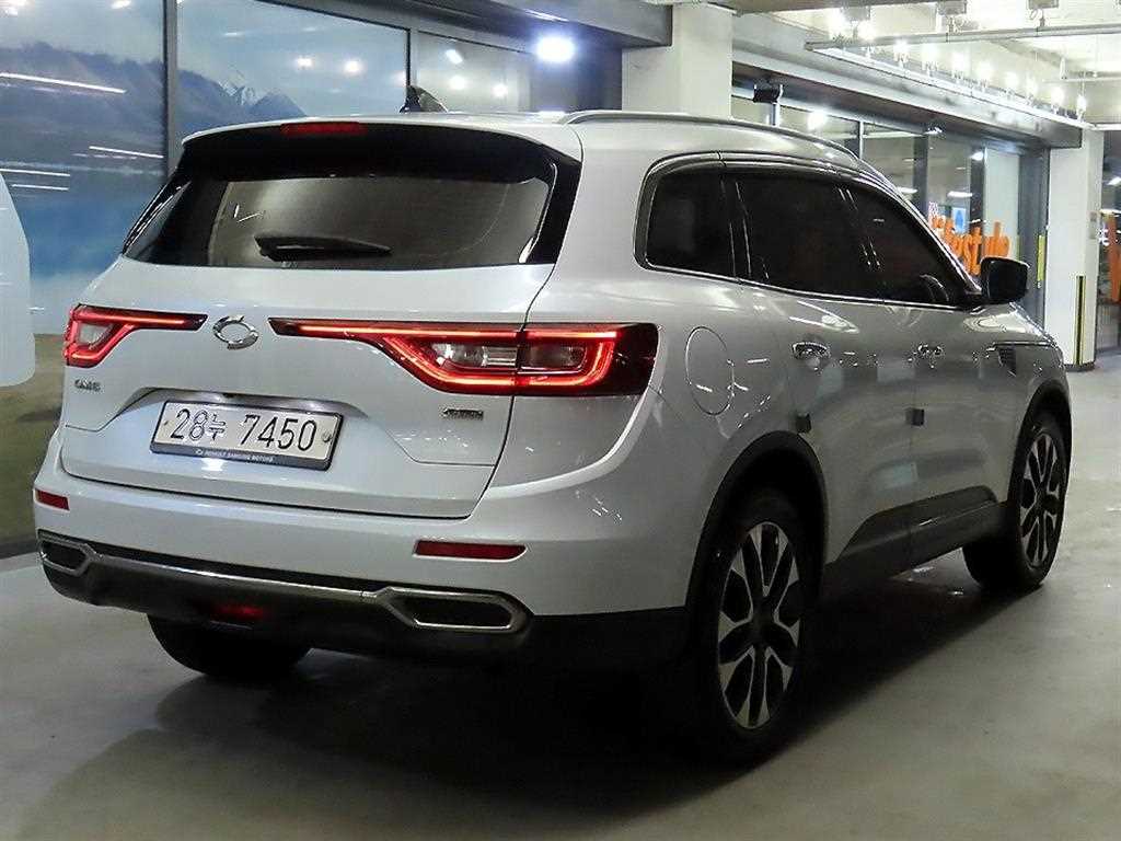 SAMSUNG QM6 - Vista 4