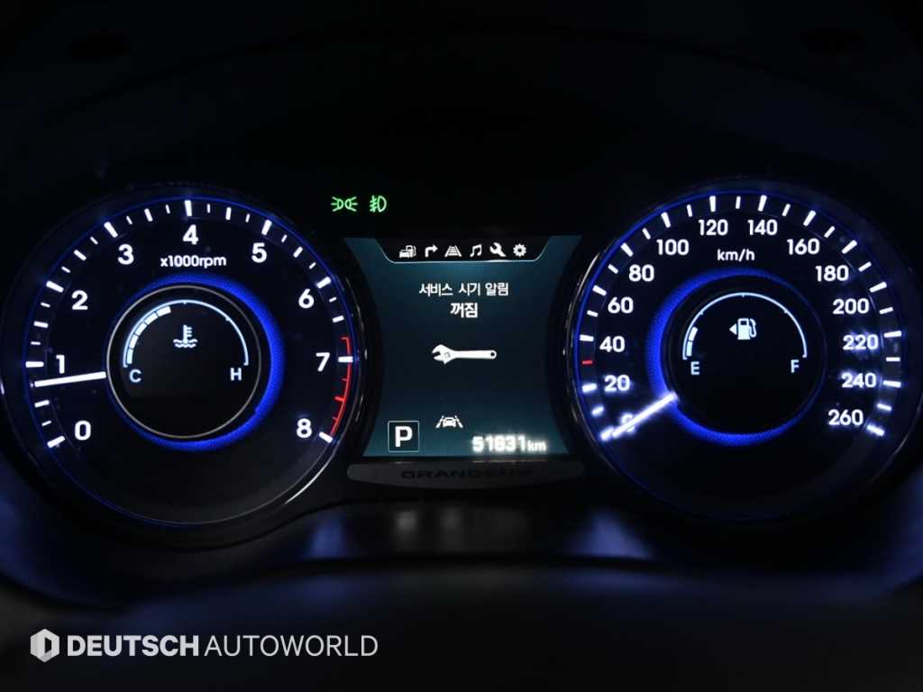 HYUNDAI Grandeur - Vista 8