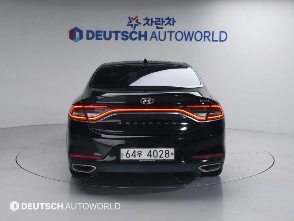 HYUNDAI Grandeur - Vista 4