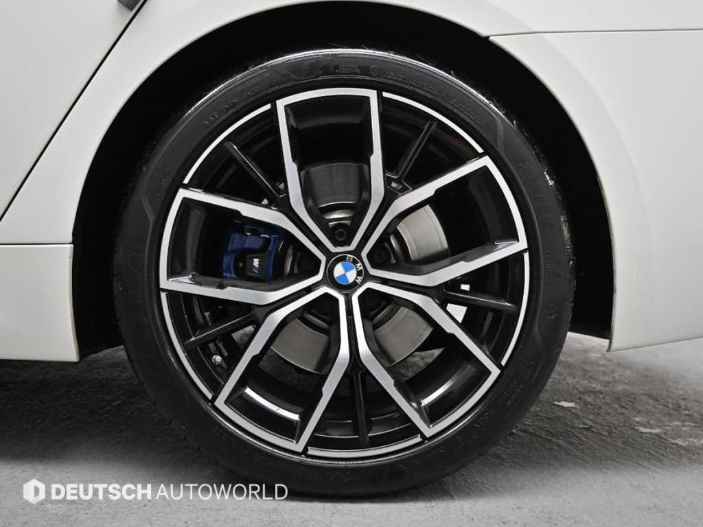 BMW 5 Series - Vista 5