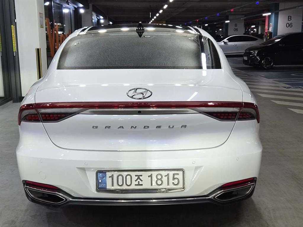 HYUNDAI Grandeur - Vista 5