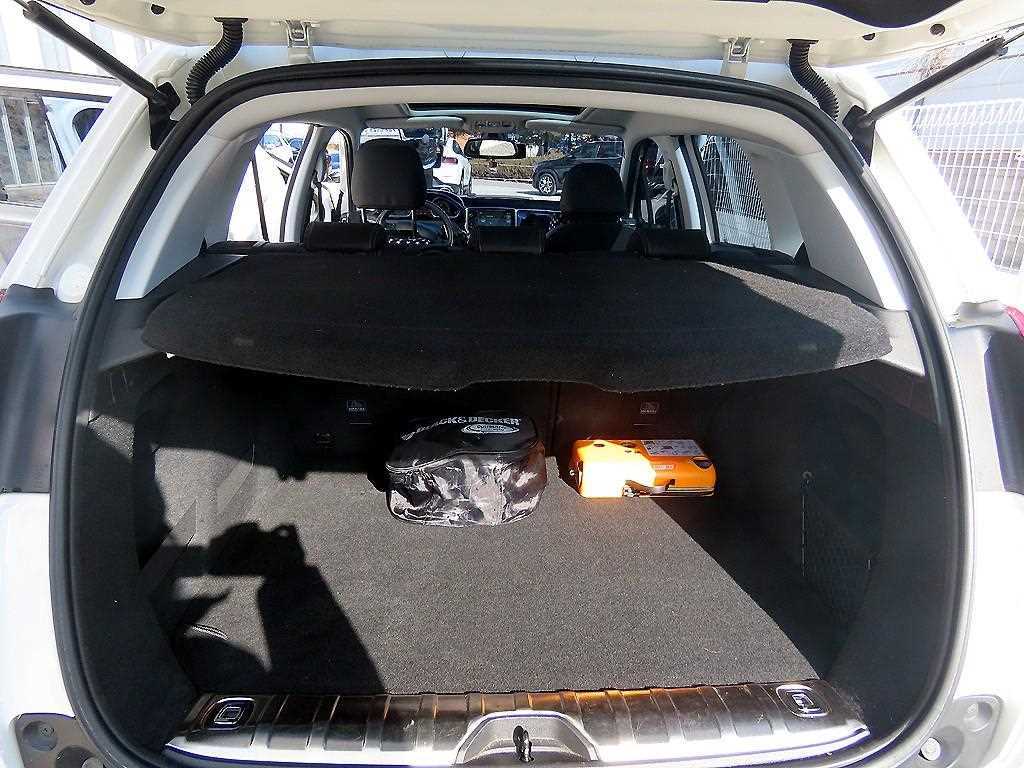 Peugeot 2008 2016 Blanco - Importación desde Corea - HF Imports Iquique - Foto 18