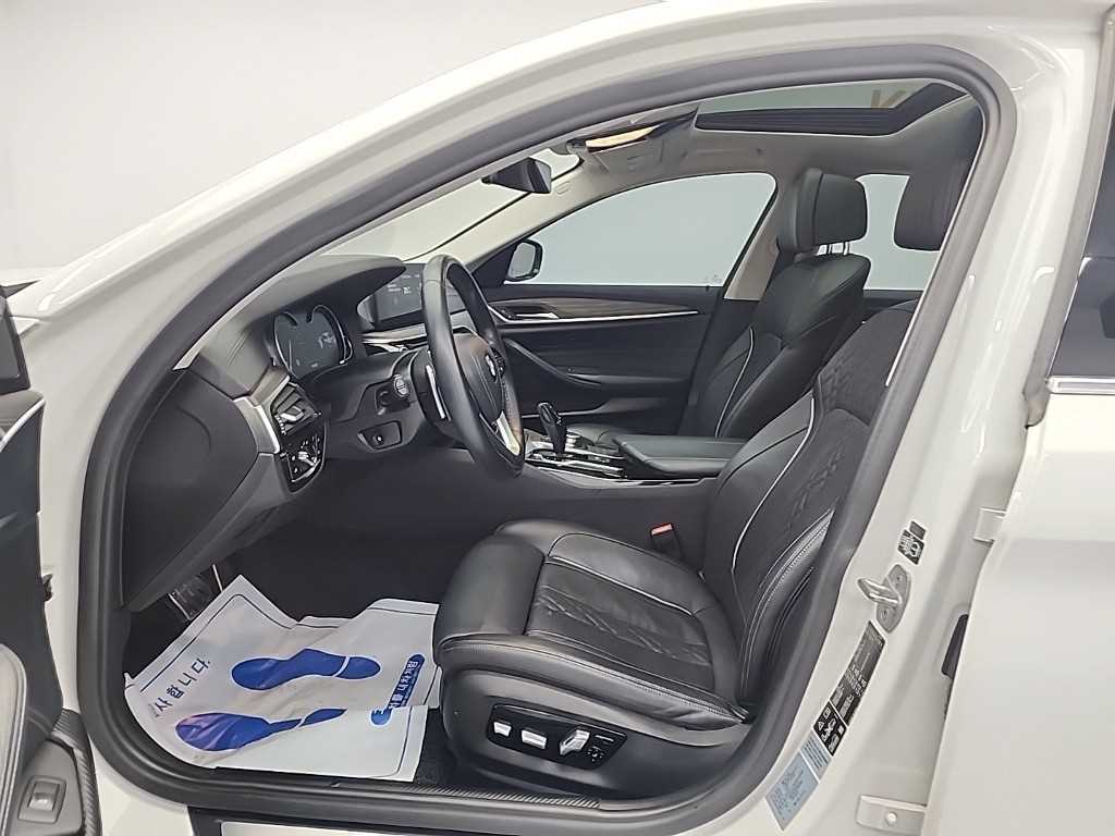 BMW 5 Series - Vista 11