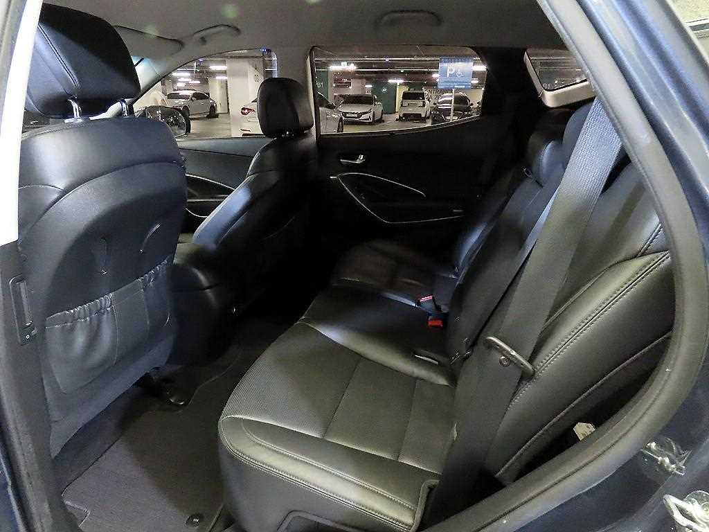 HYUNDAI Santa Fe - Vista 7