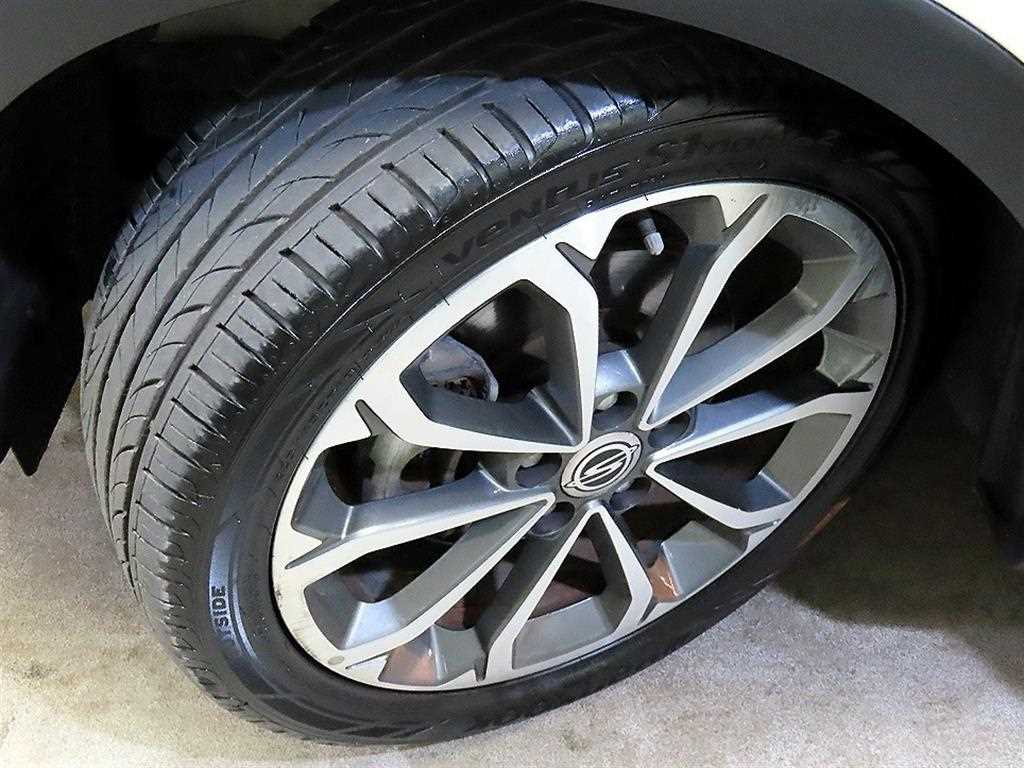 Ssangyong Tivoli 2016 Blanco - Importación desde Corea - HF Imports Iquique - Foto 20