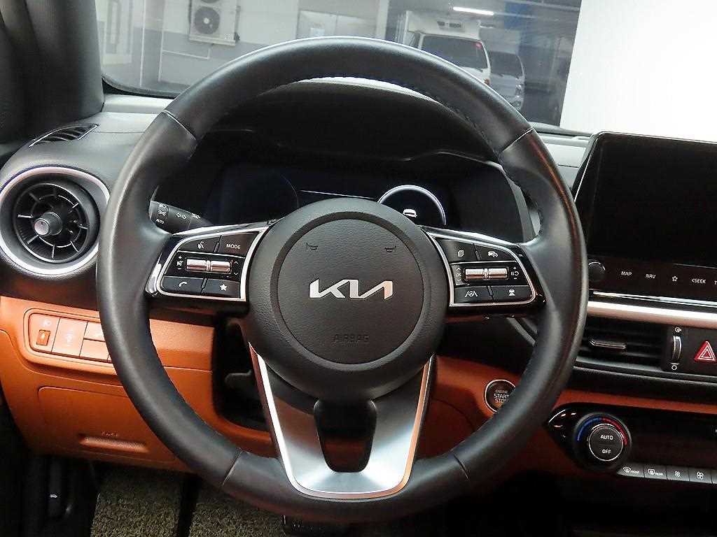 KIA K3 - Vista 7