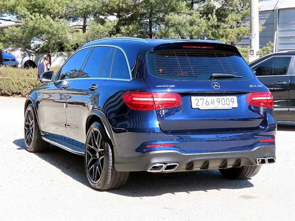 Mercedes Benz GLC Class - Vista 3