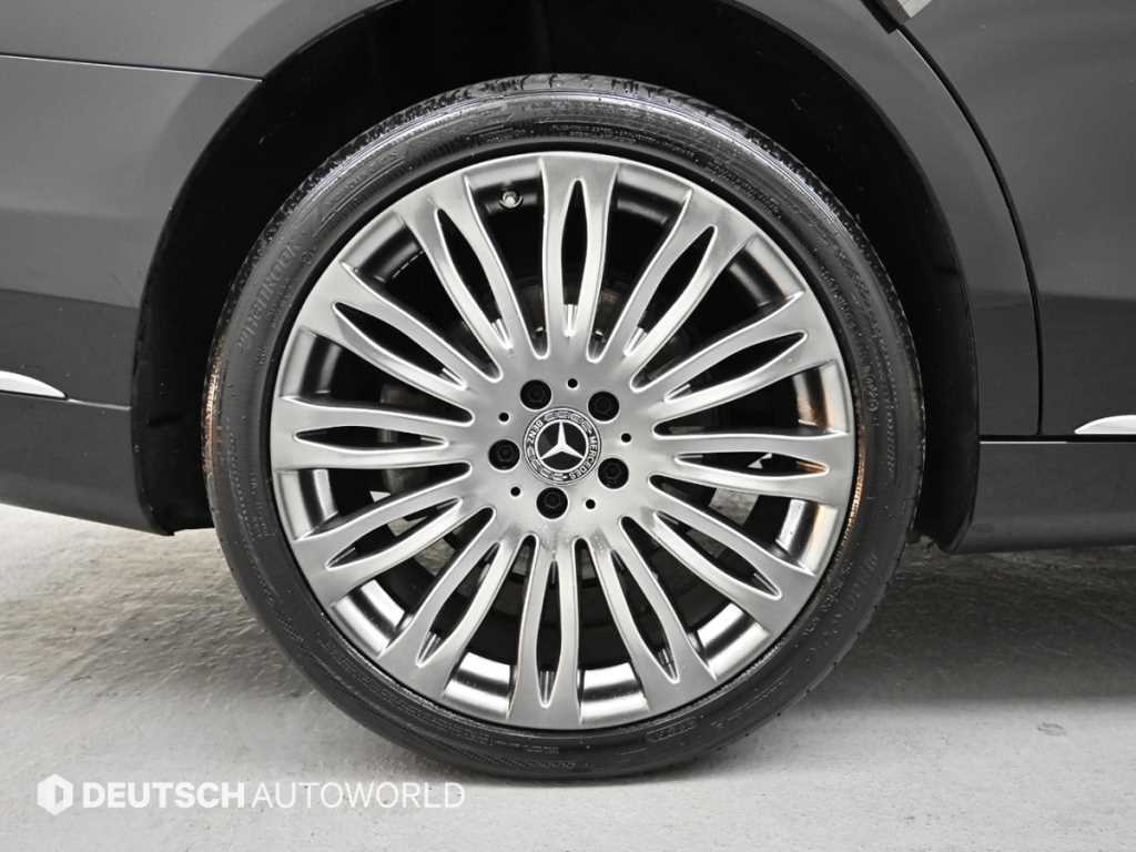 Mercedes Benz S Class - Vista 5