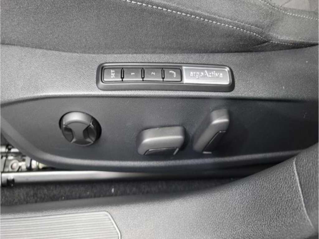 Volkswagen Golf 2024 - Importación desde Corea - HF Imports Iquique - Foto 18