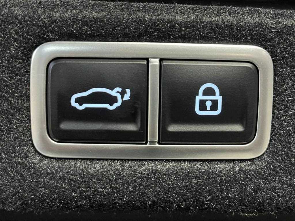 HYUNDAI Grandeur - Vista 7