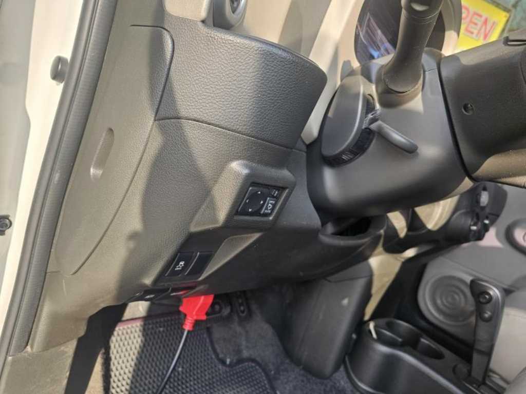 Nissan Cube - Vista 8