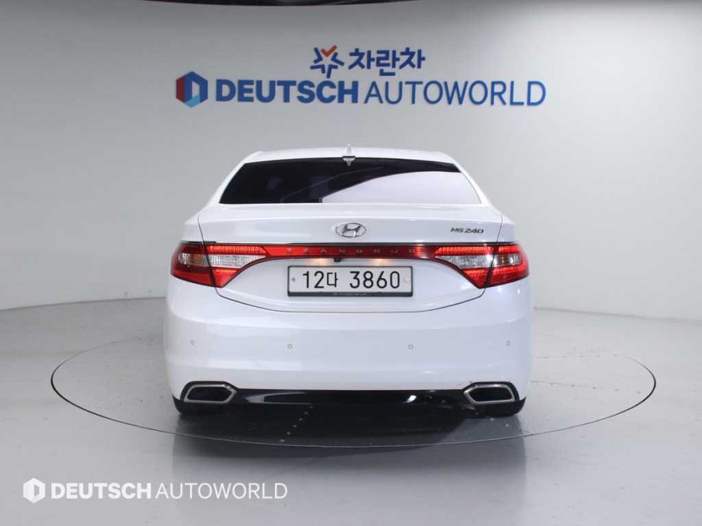 HYUNDAI Grandeur - Vista 4