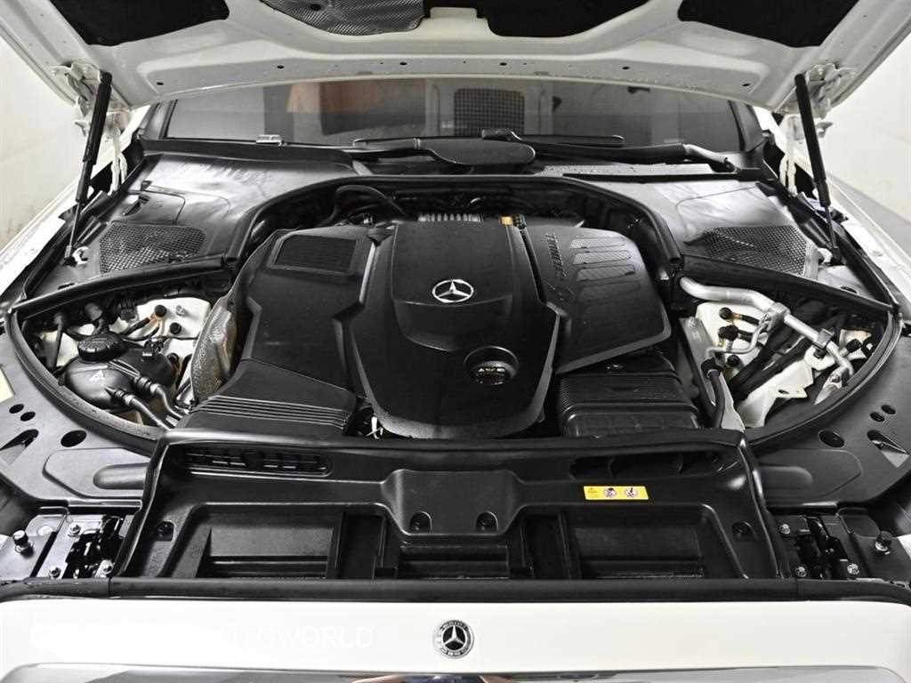 Mercedes Benz S Class - Vista 6