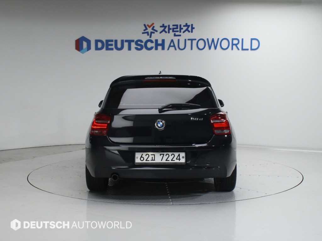 BMW 1 series - Vista 4