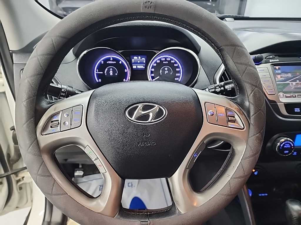 HYUNDAI Tucson - Vista 9