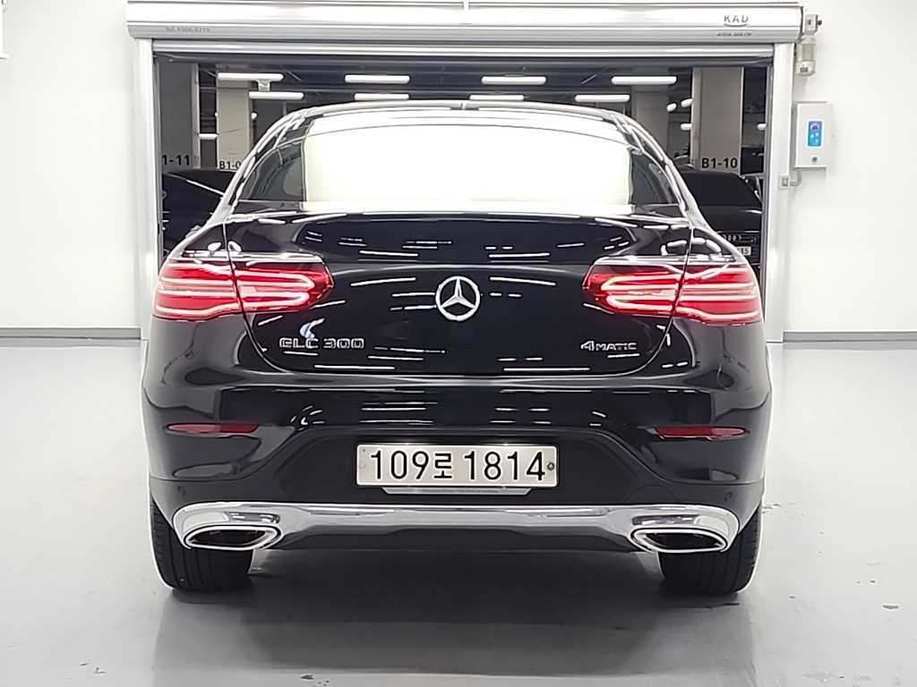 Mercedes Benz GLC Class - Vista 3