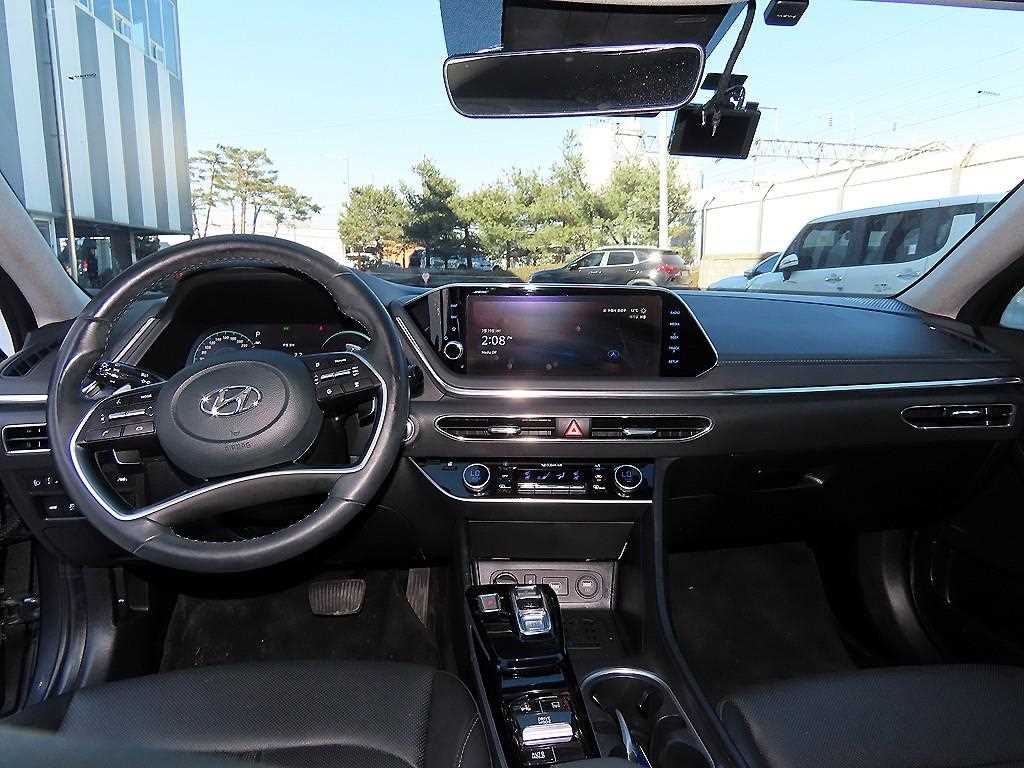 HYUNDAI Sonata - Vista 7