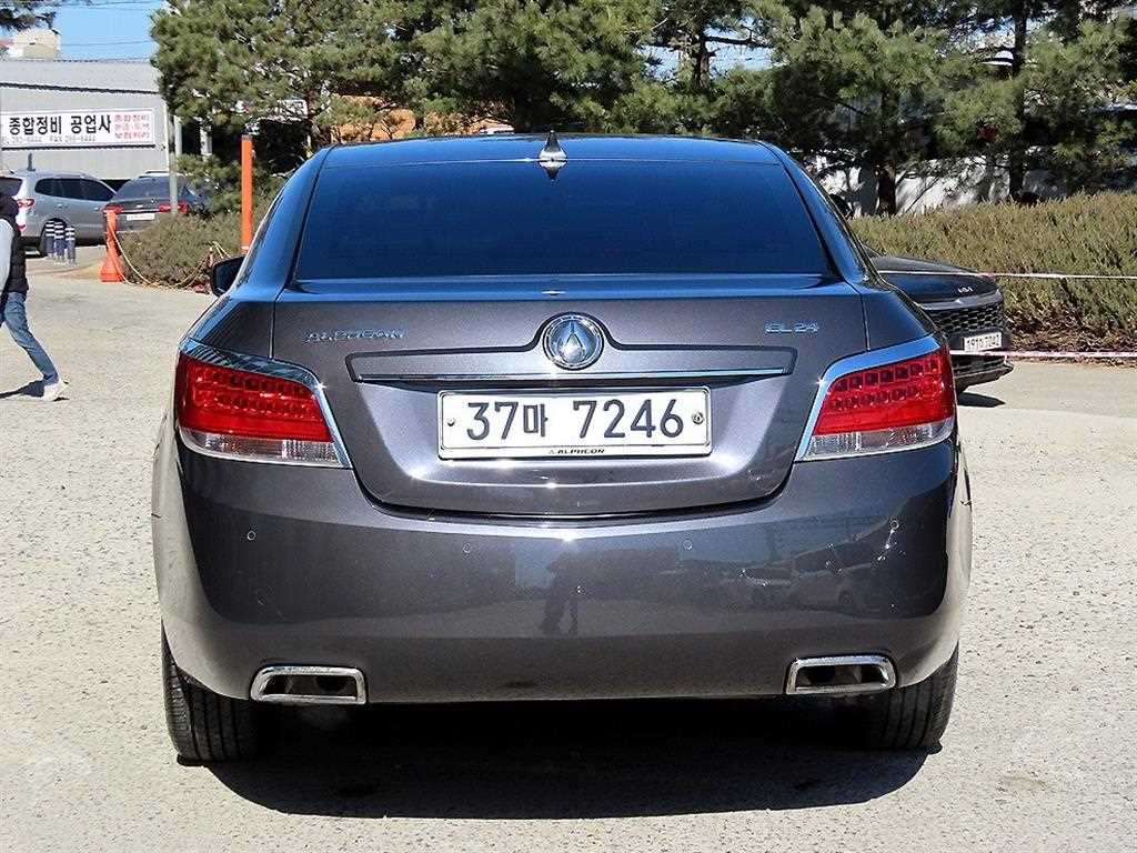 DAEWOO Alpheon - Vista 4