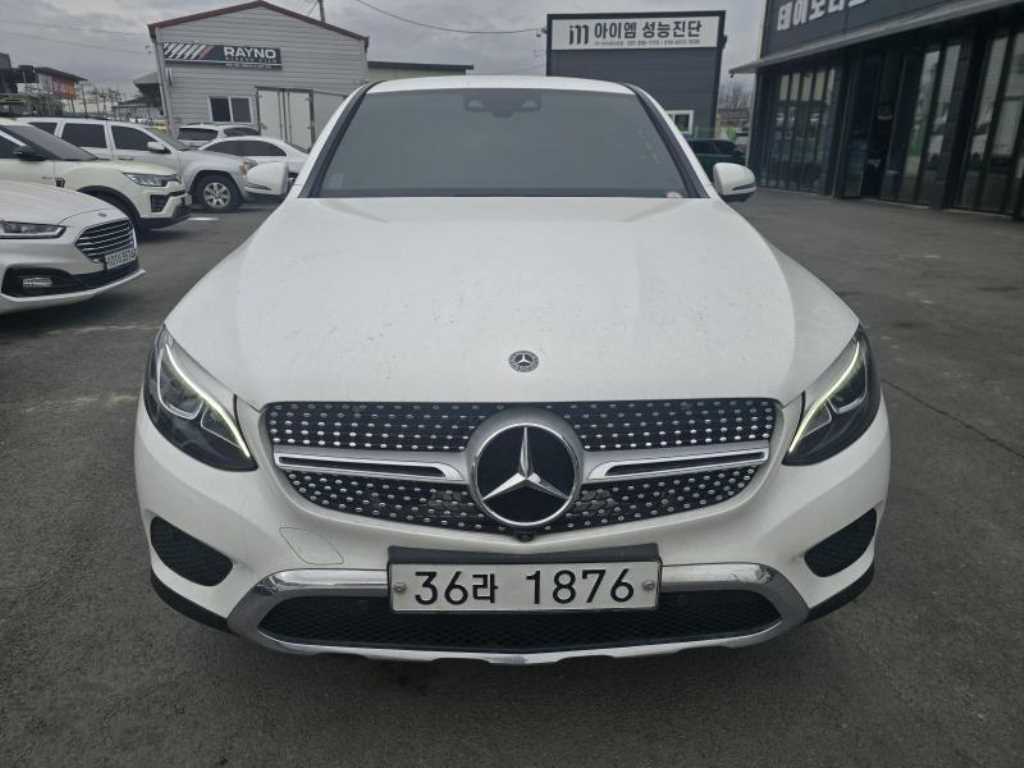 Mercedes Benz GLC Class 2019 - Importación desde Corea - HF Imports Iquique - Foto 1