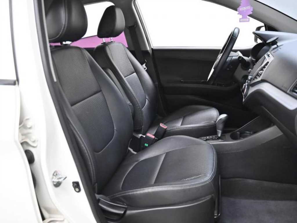 KIA Morning - Vista 11