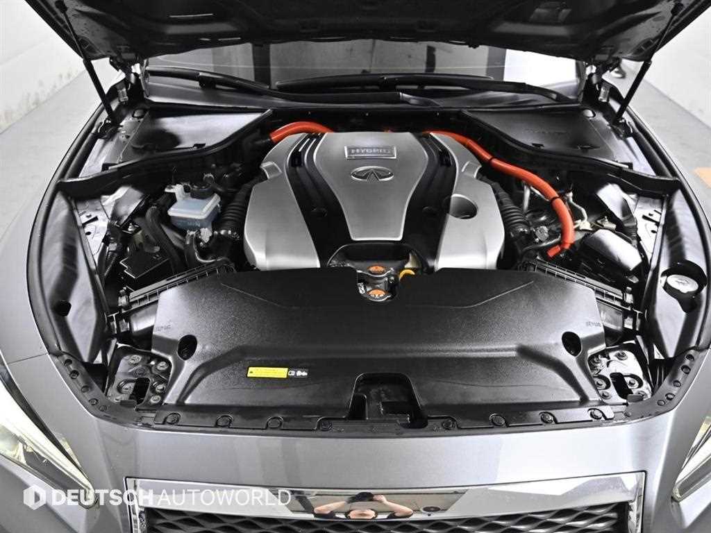 Infiniti Q - Vista 5