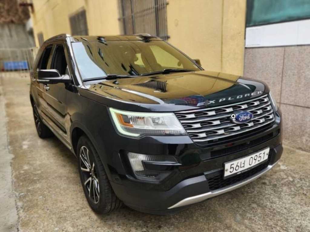 Ford Explorer - Vista 2