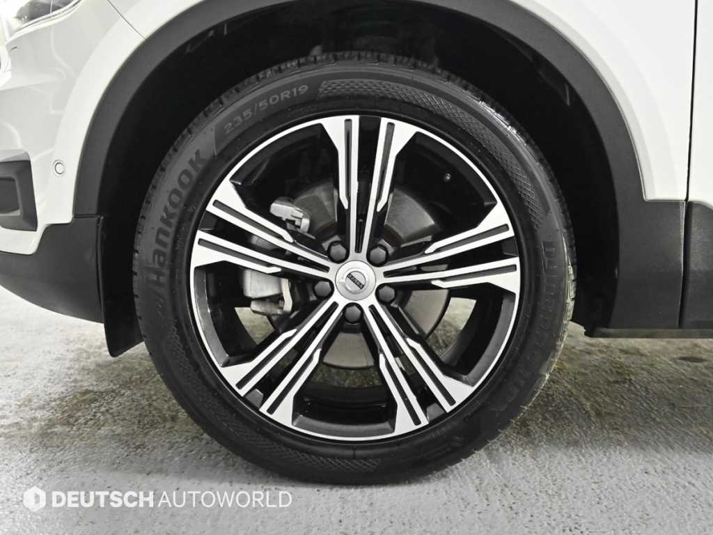 Volvo XC40 - Vista 5