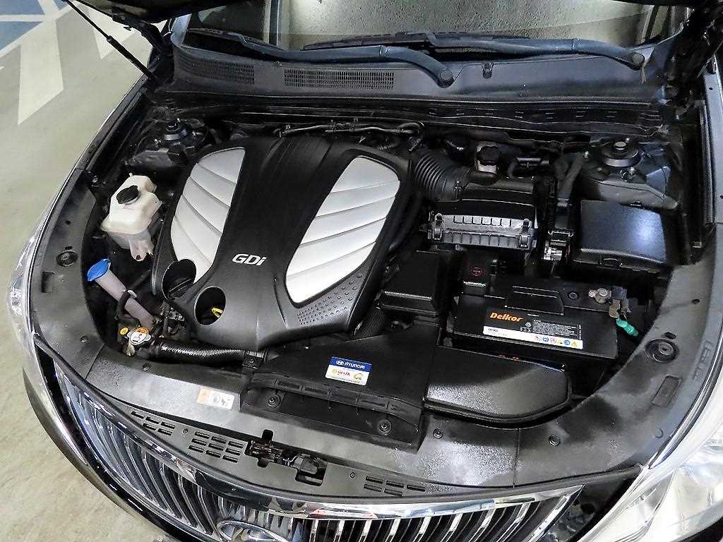 HYUNDAI Grandeur 2014 Negro - Importación desde Corea - HF Imports Iquique - Foto 19