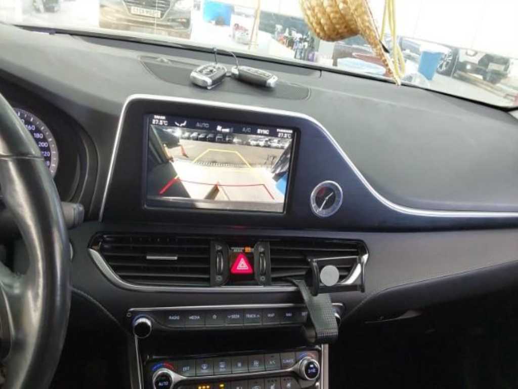 HYUNDAI Grandeur - Vista 8