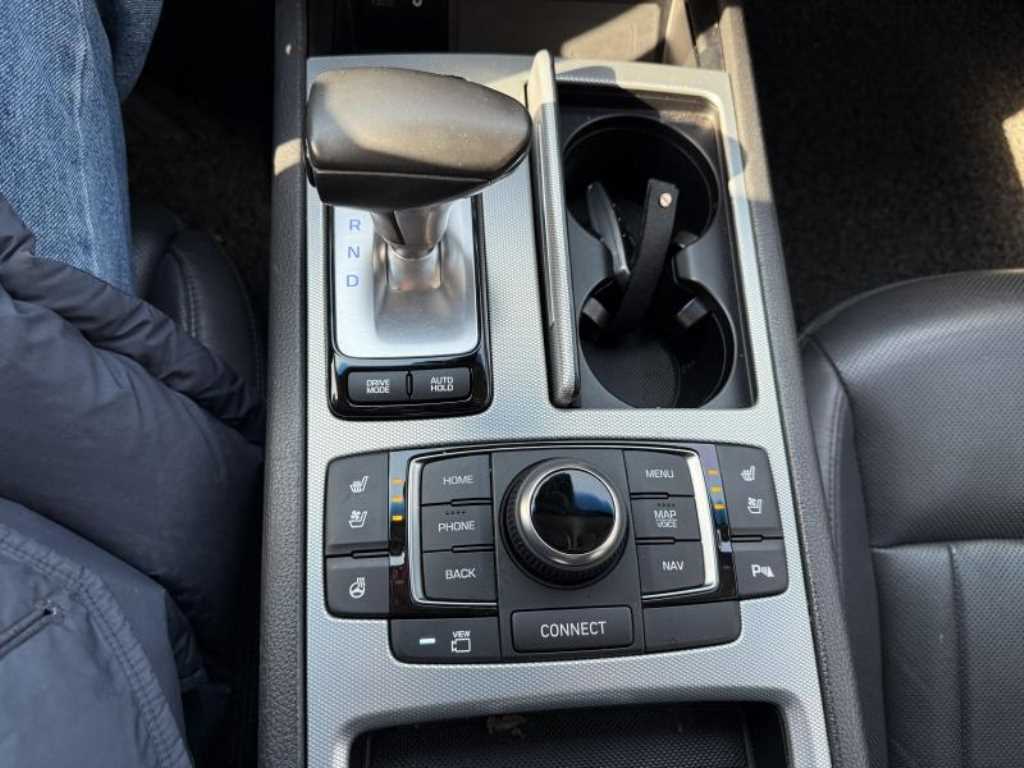 Genesis G80 - Vista 8