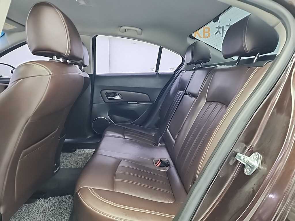 Chevrolet Cruise - Vista 12