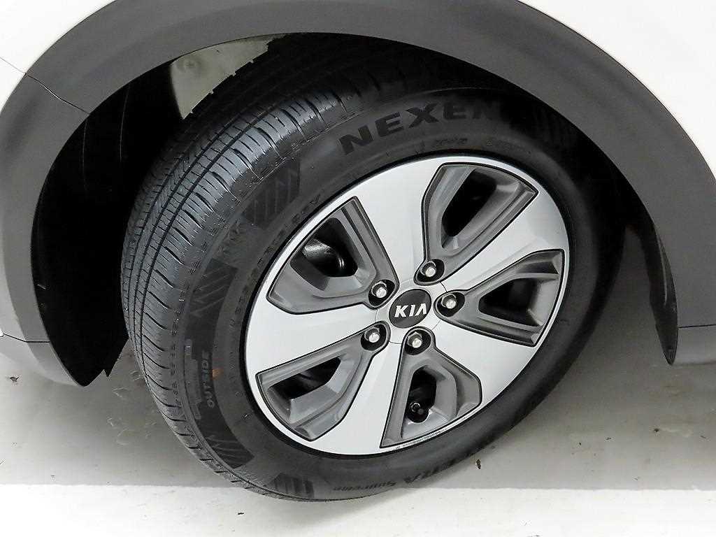 KIA Niro 2017 Blanco - Importación desde Corea - HF Imports Iquique - Foto 19