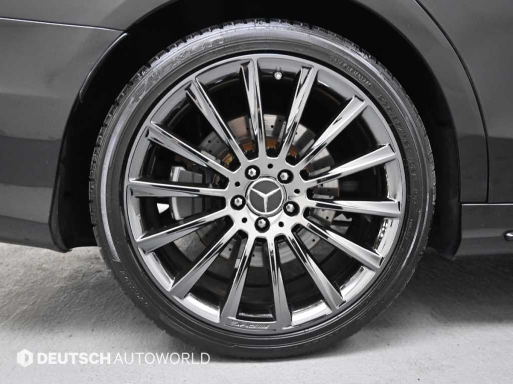 Mercedes Benz S Class - Vista 5