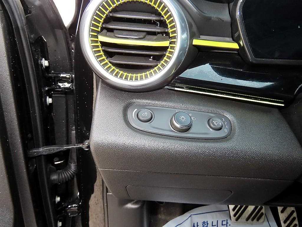 Chevrolet Trax 2024 Negro - Importación desde Corea - HF Imports Iquique - Foto 13