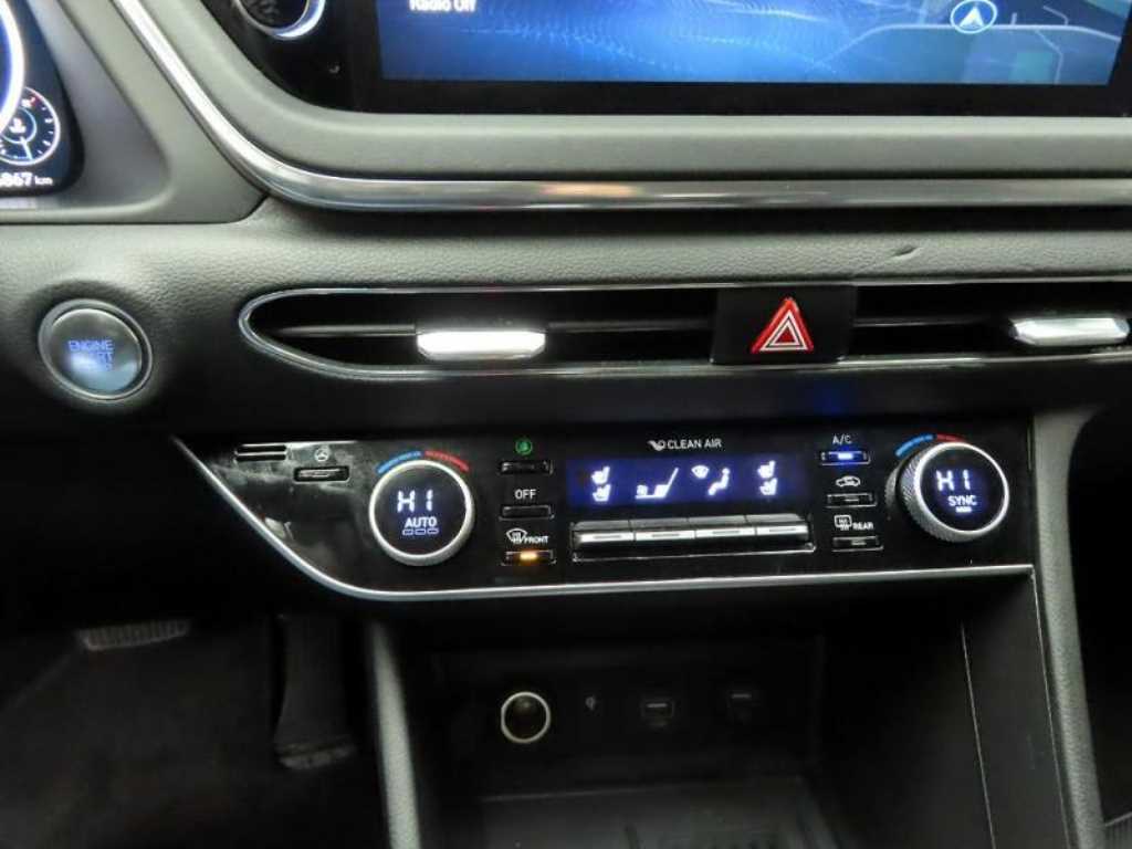 HYUNDAI Sonata - Vista 10