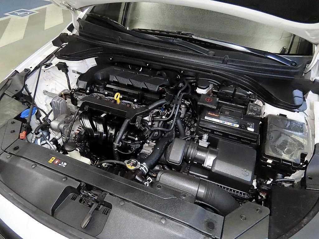 HYUNDAI Avante 2020 Blanco - Importación desde Corea - HF Imports Iquique - Foto 17